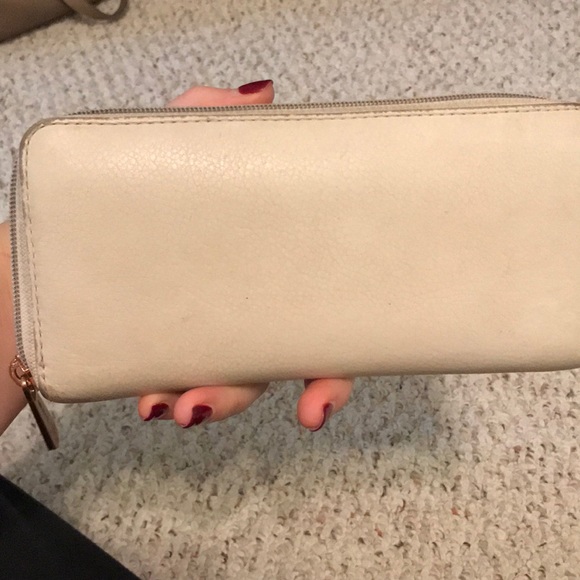 Michael Kors White wallet - Picture 3 of 4